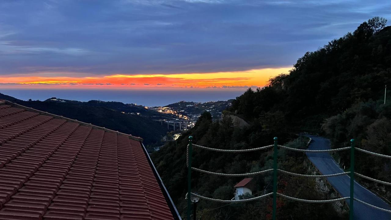 Villa Di Campagna Con Vista Mare 5 Camere Da Letto Pampara 外观 照片