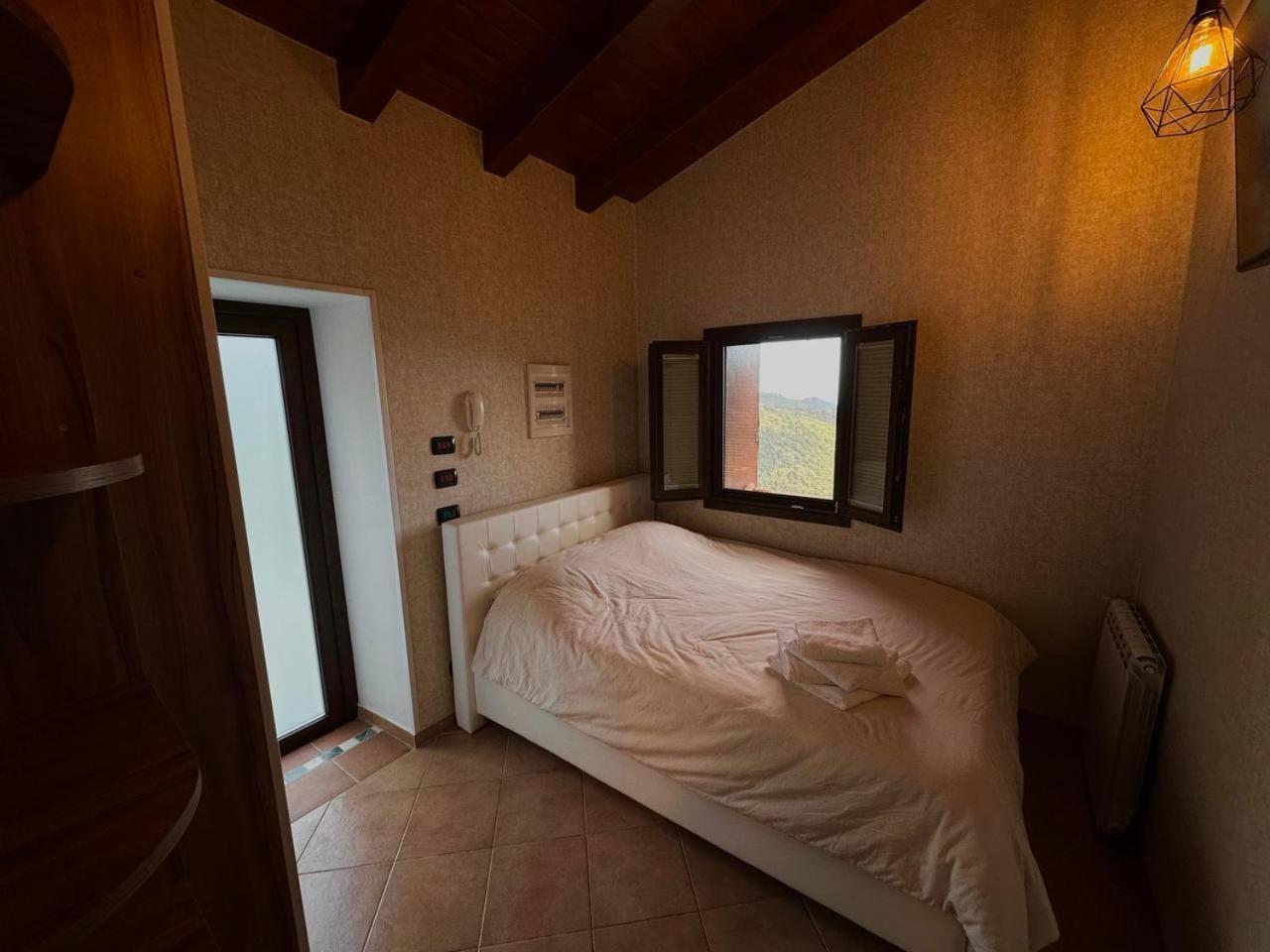 Villa Di Campagna Con Vista Mare 5 Camere Da Letto Pampara 外观 照片