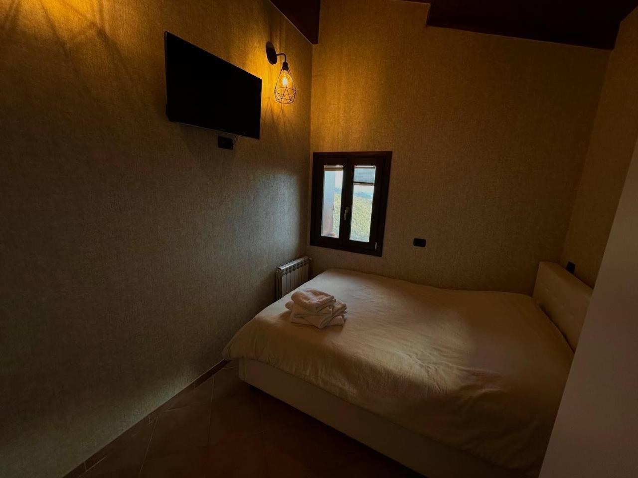 Villa Di Campagna Con Vista Mare 5 Camere Da Letto Pampara 外观 照片