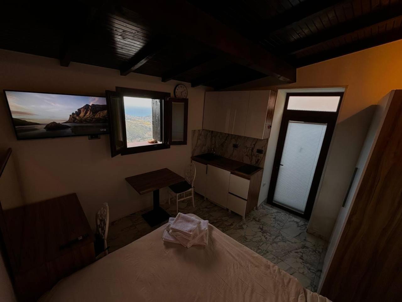 Villa Di Campagna Con Vista Mare 5 Camere Da Letto Pampara 外观 照片